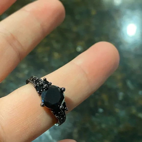 COPY - Gothic style ring - Picture 4 of 6